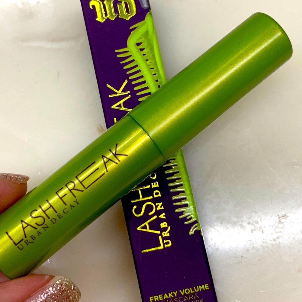 Urban Decay Lash Freak Sample Size